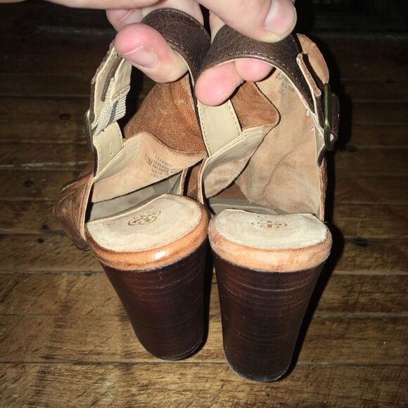 Isola Isanti sling back open toe leather block heel sandals - Picture 6 of 6